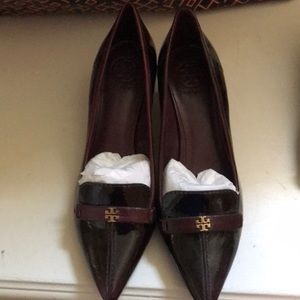 Never worn classic kitten heels